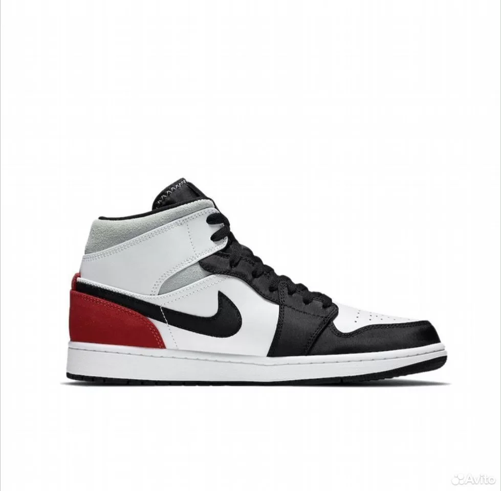 Кроссовки Nike Air Jordan 1 Mid Black Toe - миниатюра 3