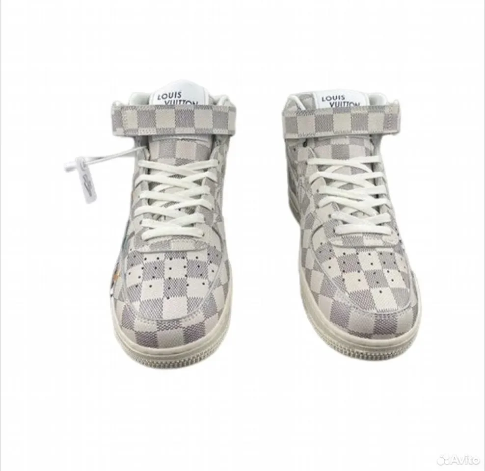 Кроссовки Nike Air Force 1 Low x Louis Vuitton - миниатюра 3