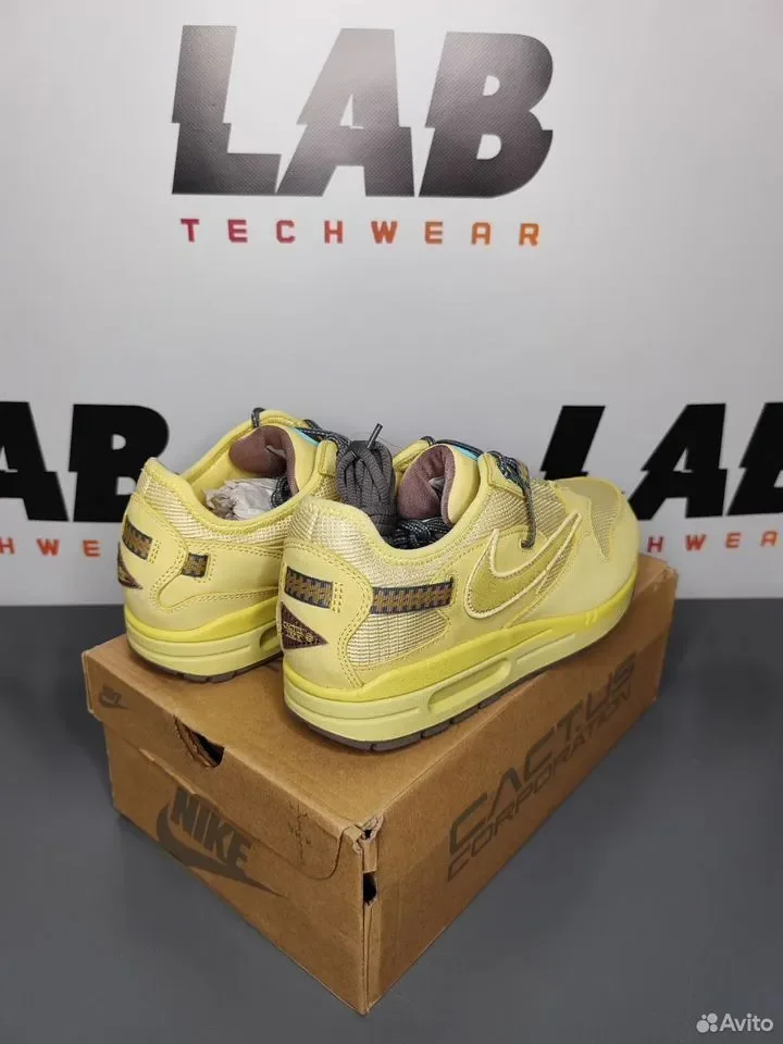 Кроссовки Nike Air Max 1 x Travis Scott Saturn - миниатюра 2