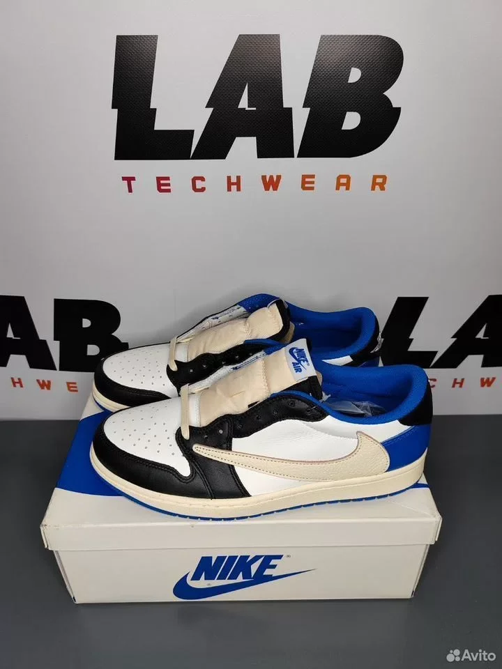 Кроссовки Air Jordan 1 Low Fragment x Travis Scott - миниатюра 2