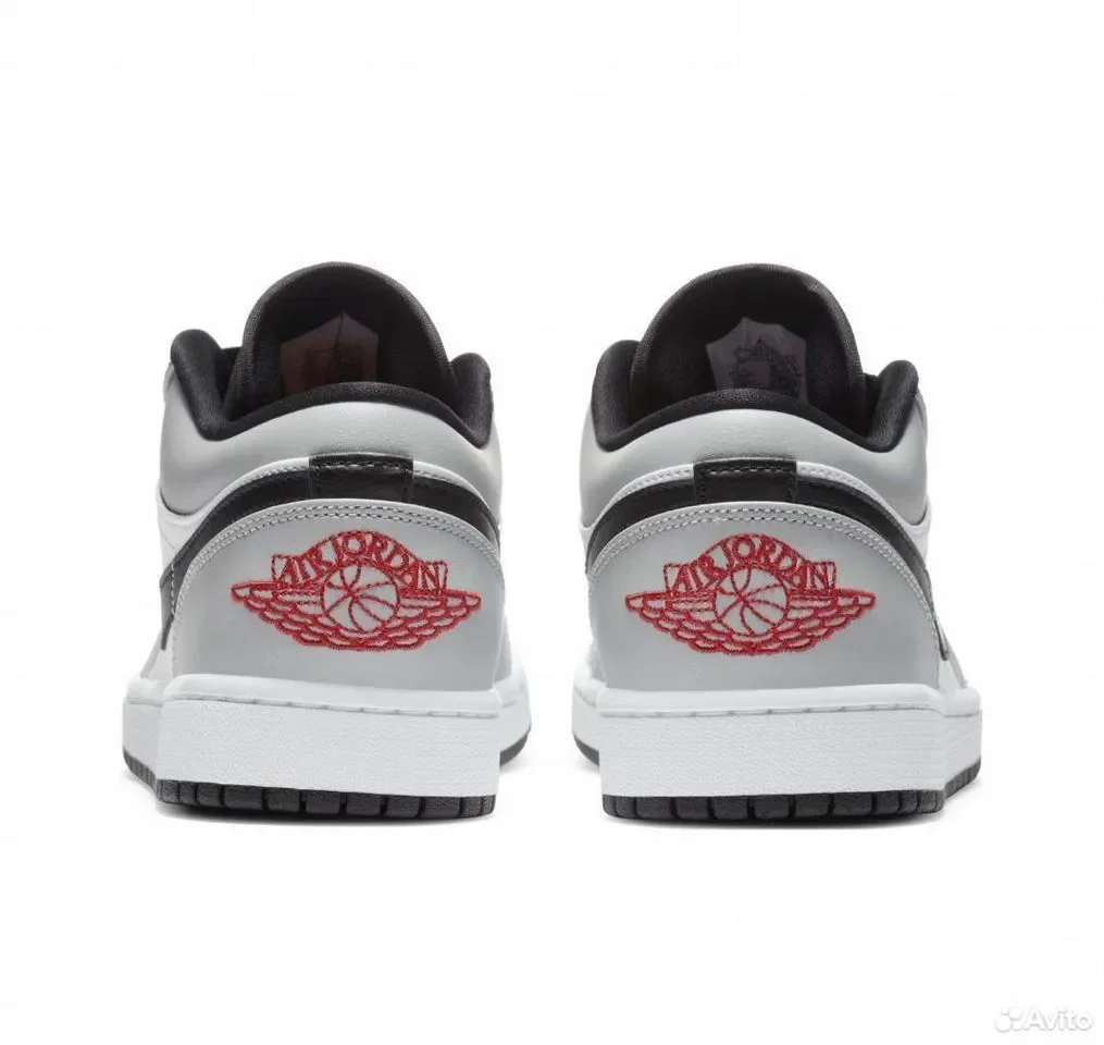 Кроссовки Nike Air Jordan 1 Low Light Smoke Grey - миниатюра 2
