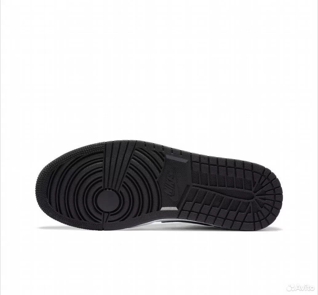 Кроссовки Nike Air Jordan 1 Low Light Smoke Grey - миниатюра 3