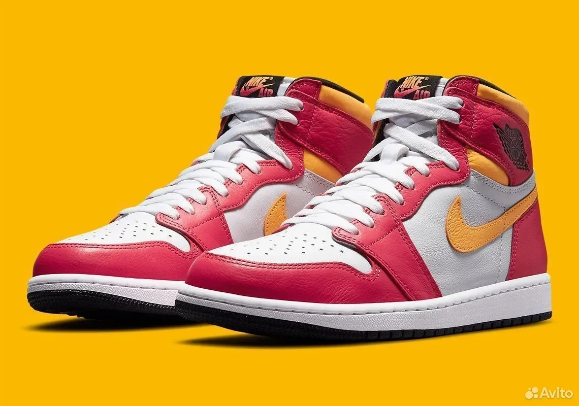 Air Jordan 1 Retro High OG Light Fusion Red - изображение 1