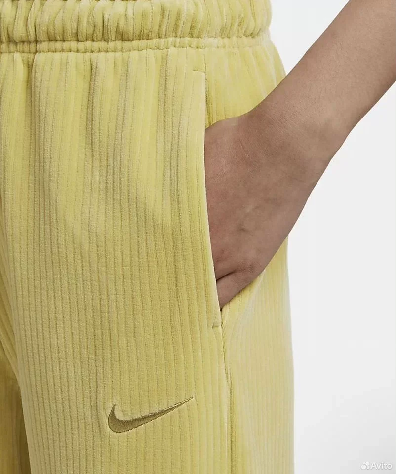 Штаны Nike Logo NSW Velour Yellow - миниатюра 2