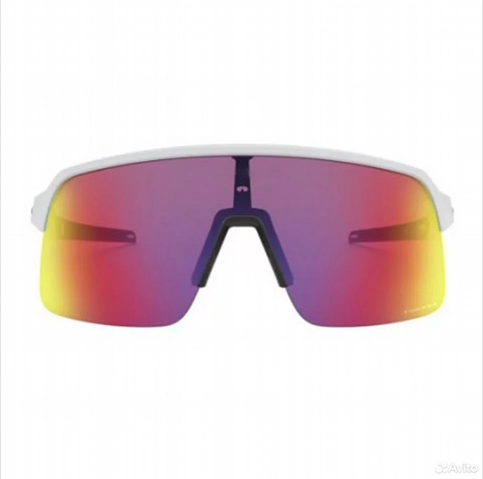 Солнцезащитные очки Oakley Sutro Lite White - миниатюра 2