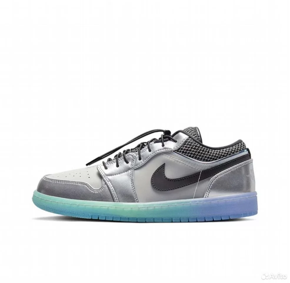 Кроссовки Nike Air Jordan 1 Low SE Toggle Silver - изображение 1