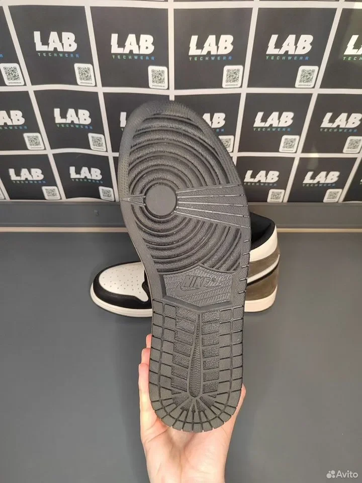 Кроссовки Air Jordan 1 Retro High OG “Dark Mocha” - миниатюра 7
