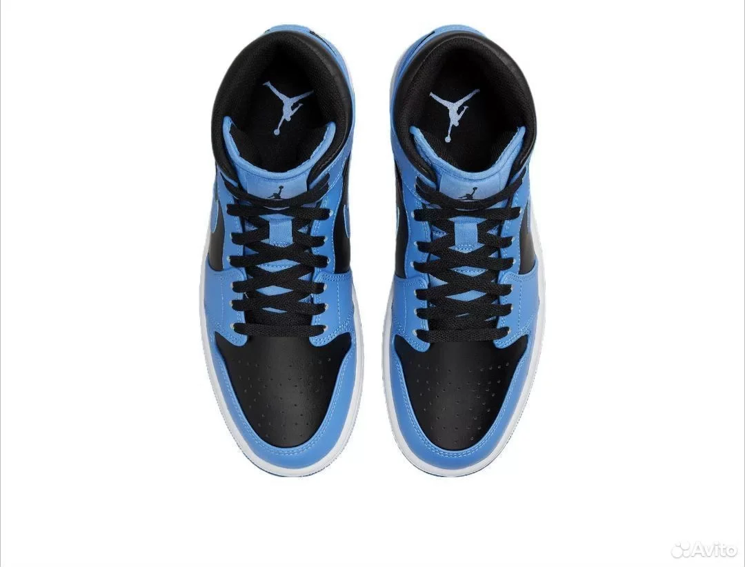 Кроссовки Nike Air Jordan 1 Mid University Blue - миниатюра 2
