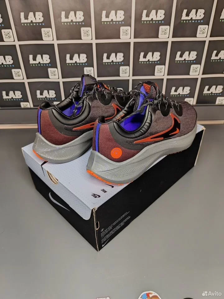 Кроссовки Nike Zoom Winflo 8 Shield