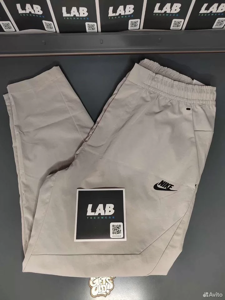 Штаны Nike Tech Commuter серые - изображение 1