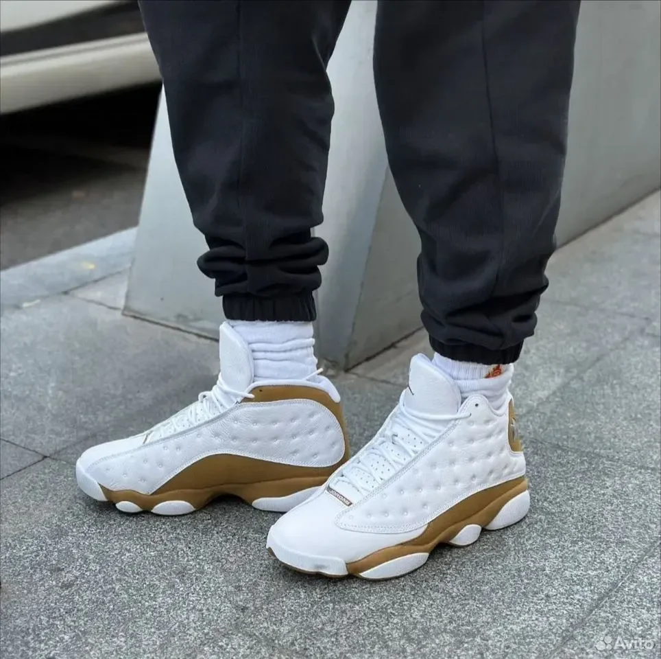 Кроссовки Air Jordan 13 Retro Wheat - изображение 1