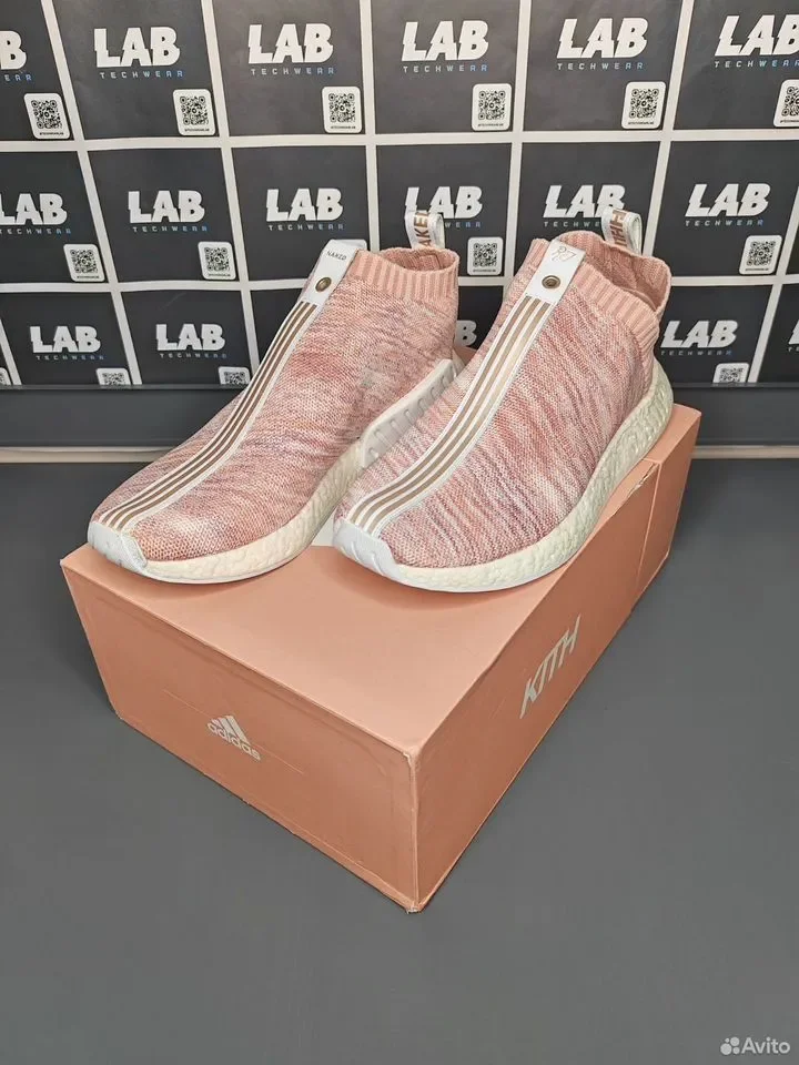 Кроссовки Adidas NMD CS2 Kith X Naked Pink - изображение 1