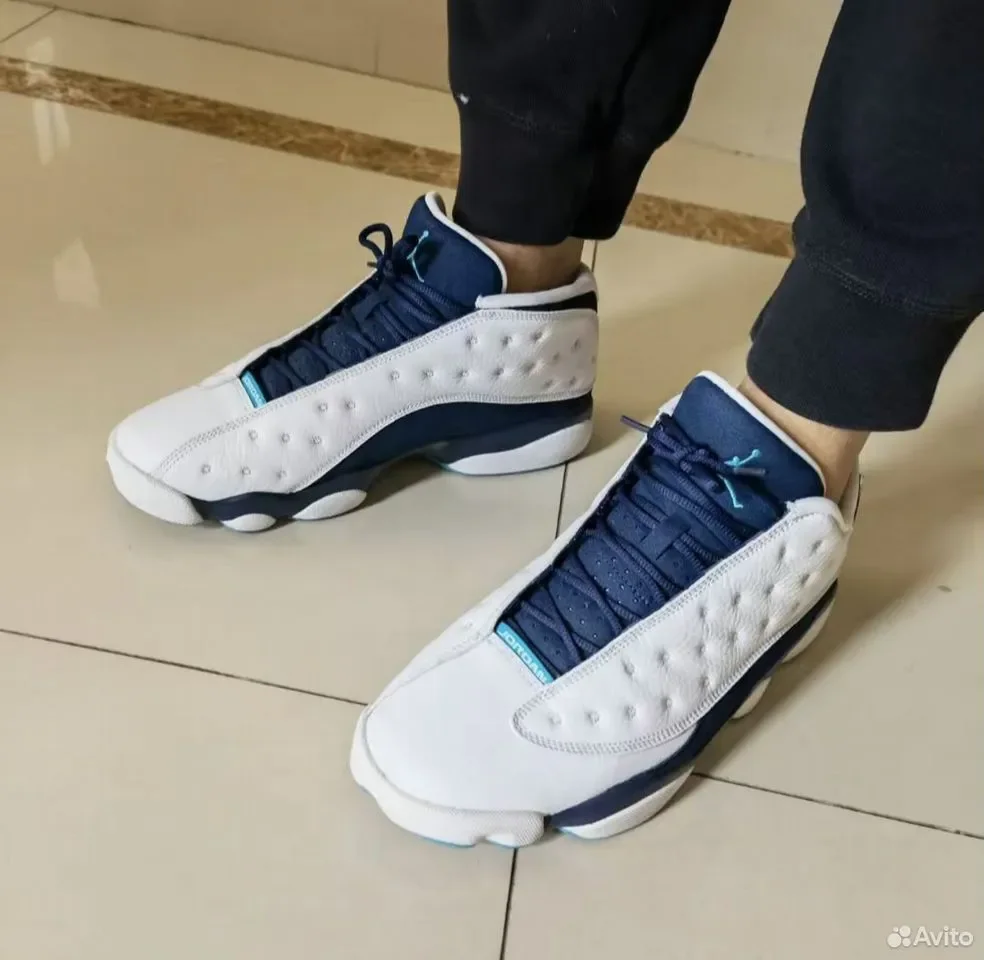 Кроссовки AIR Jordan Retro 13 Hornets - миниатюра 2