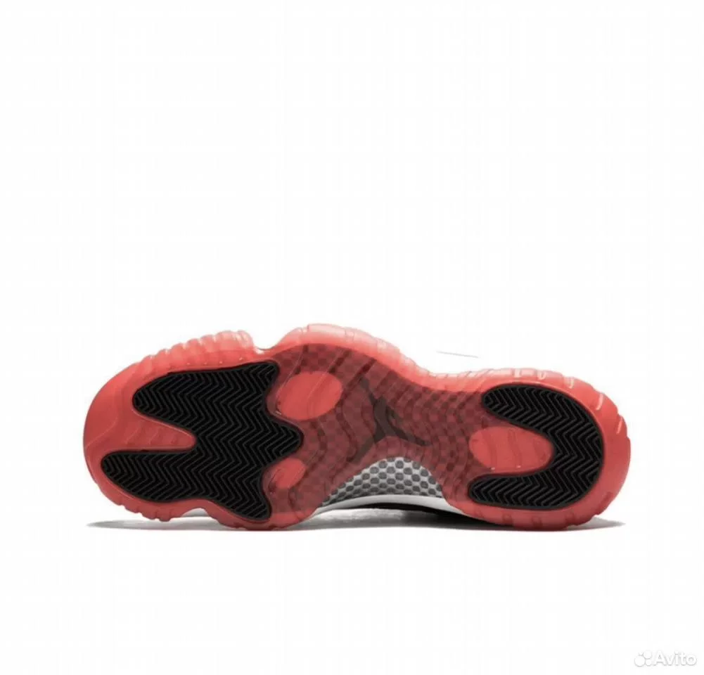 Кроссовки Nike Air Jordan 11 Retro Low Bred - миниатюра 4