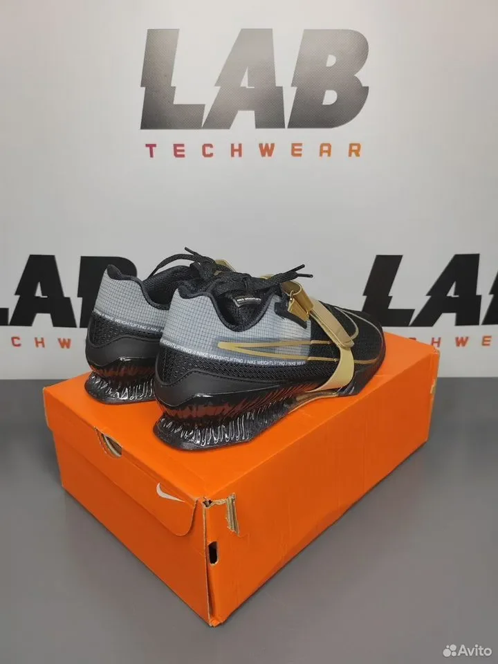 Штангетки Nike Romaleos 4 Metallic Gold - миниатюра 4