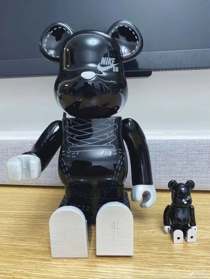 Игрушка BearBrick x Nike SB - изображение 1