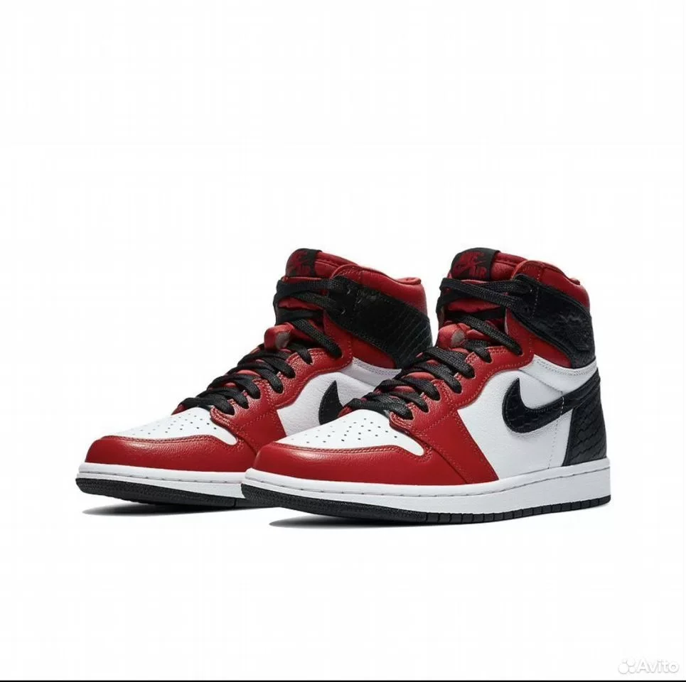 Кроссовки Nike Air 1 High OG Satin Red - миниатюра 4
