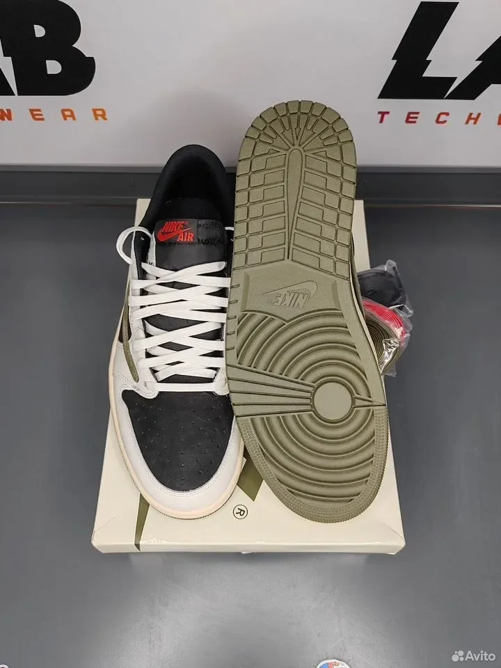 Кроссовки Nike Air Jordan 1 Low Travis Scott - миниатюра 5