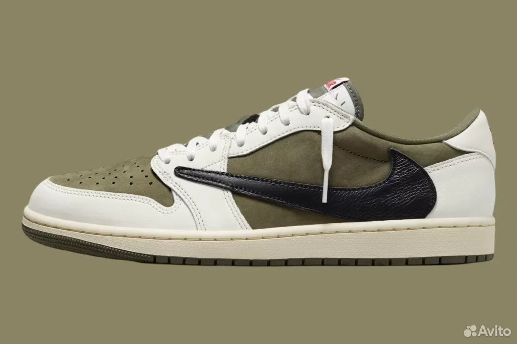 Кроссовки Nike Air Jordan 1 Low X Travis Scott - изображение 1