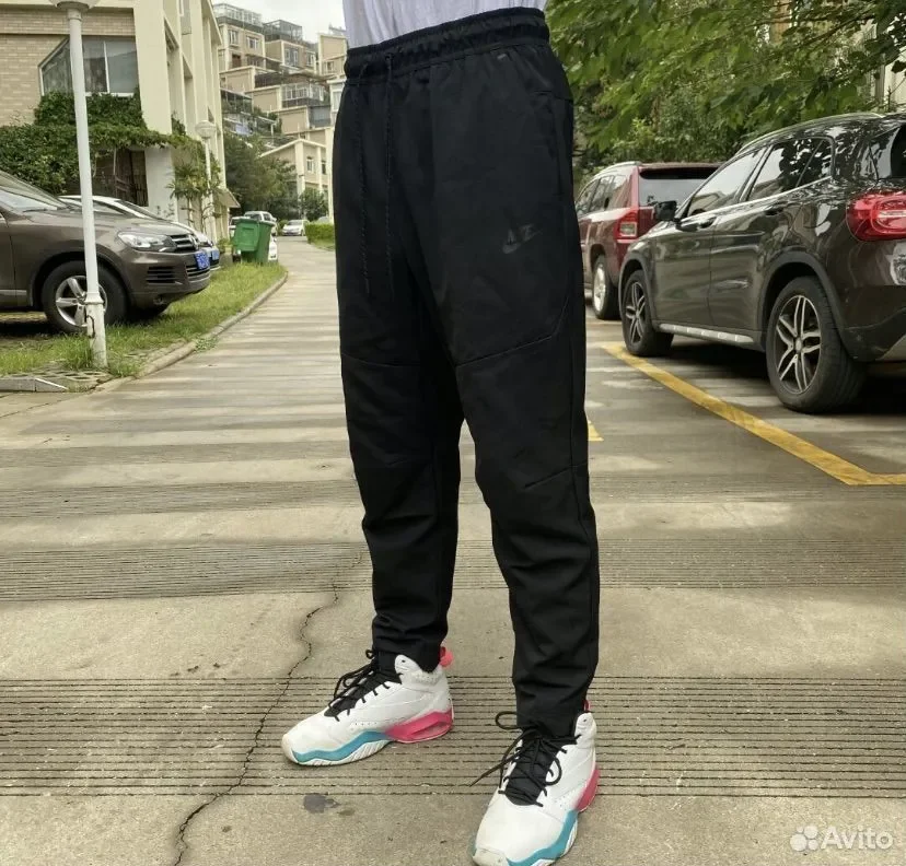 Штаны Nike mens Sportswear Tech Essentials Casual - изображение 1