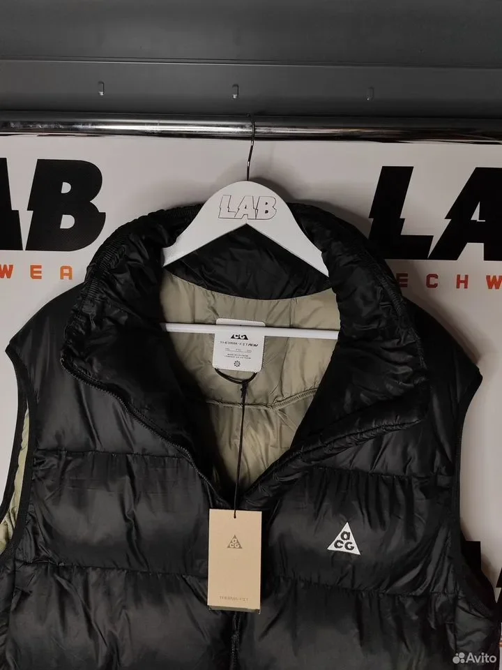 Жилет Nike ACG Lunar Lake Vest 'Black' - миниатюра 3