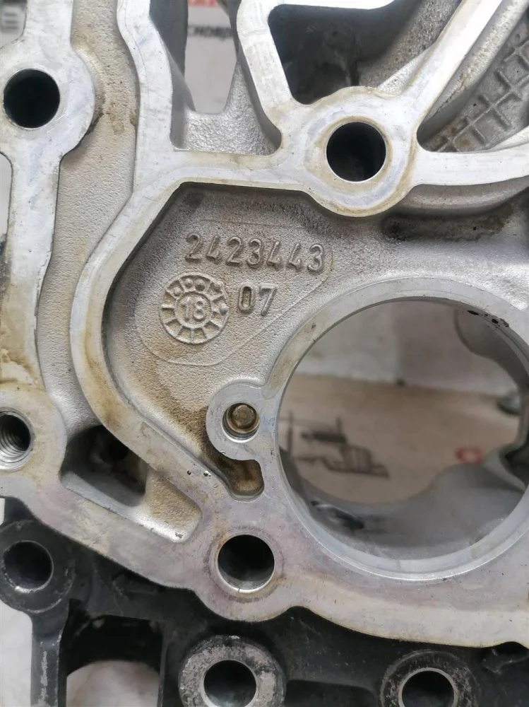 Корпус клапанов ретардера Scania P 440 DC13 153 - миниатюра 5