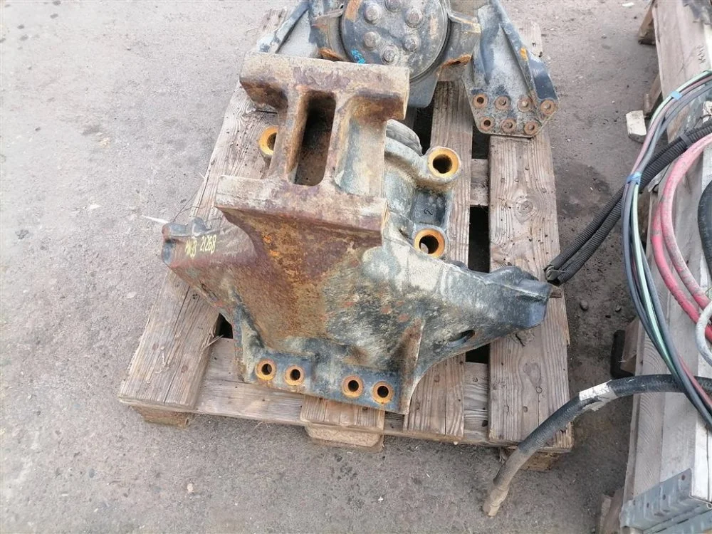 Кронштейн балансира MAN TGS 33.440 D2066 LF69 2013 - миниатюра 3