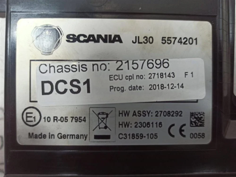 Блок управления DCS1 левый Scania P 440 DC13 153 - миниатюра 7