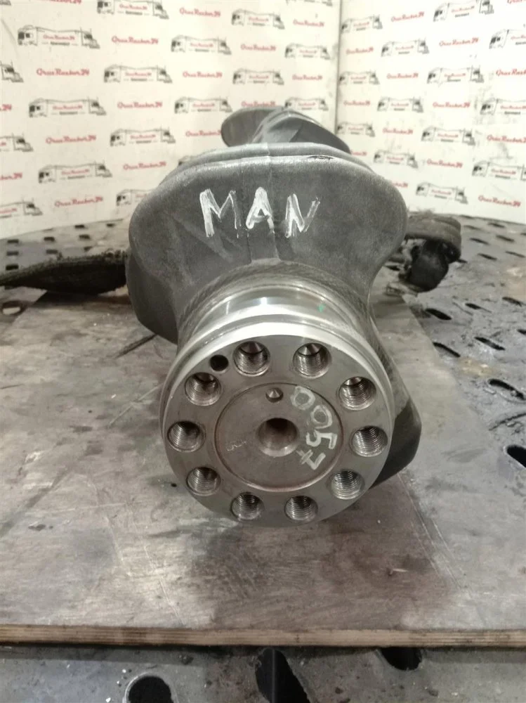 Вал коленчатый MAN D2066 - изображение 1