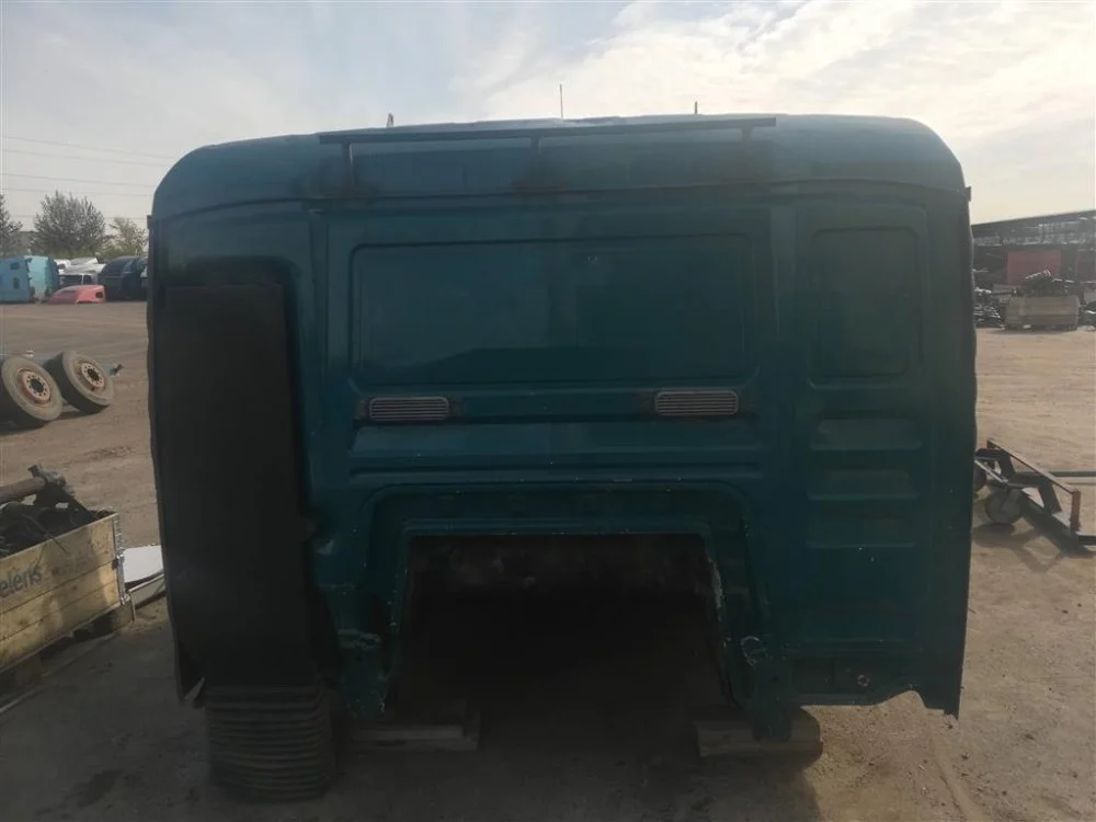 Кабина MAN ERF 18.420 ISME 420 30 2003 - миниатюра 3