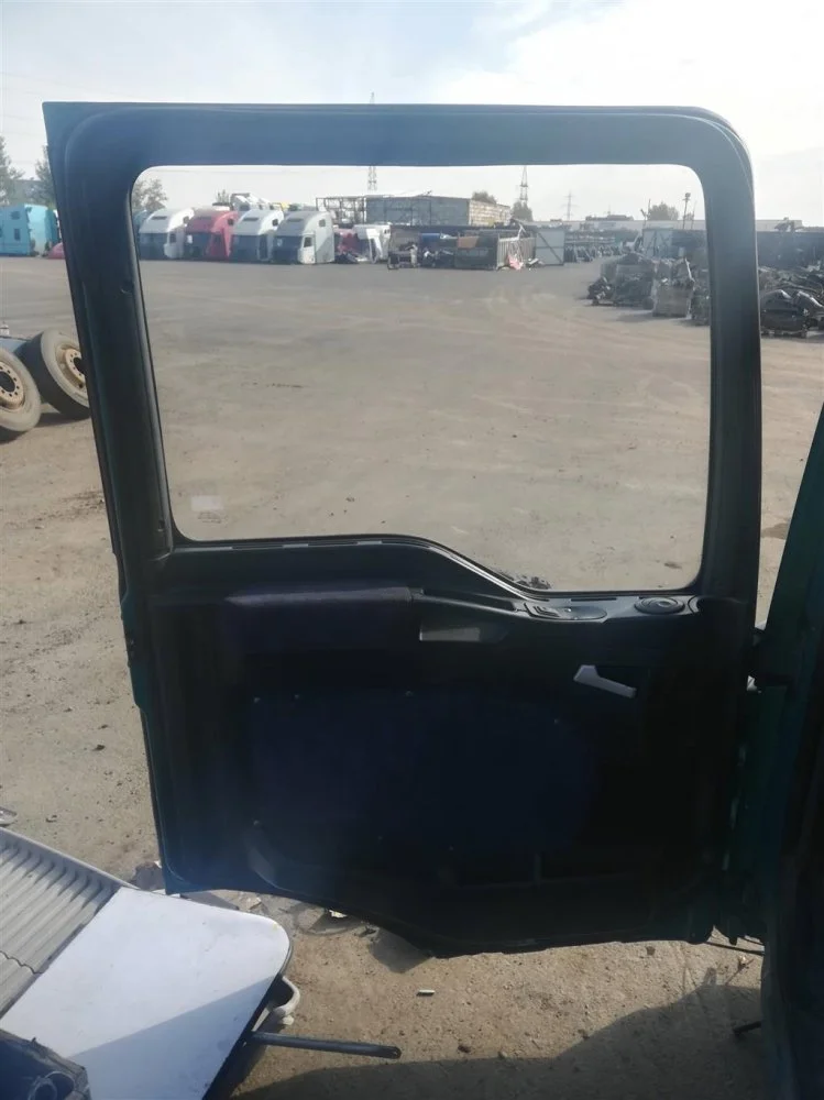 Кабина MAN ERF 18.420 ISME 420 30 2003 - миниатюра 5