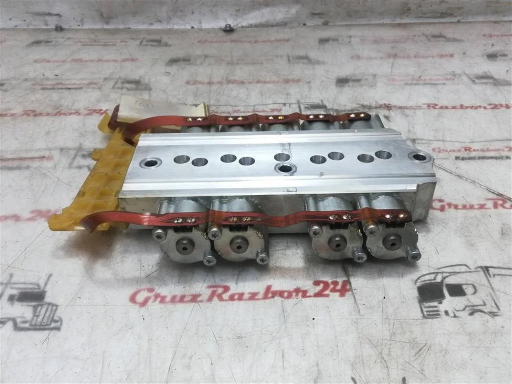 Блок клапанов КПП Renault T 4Х2 D11 2018 - миниатюра 2