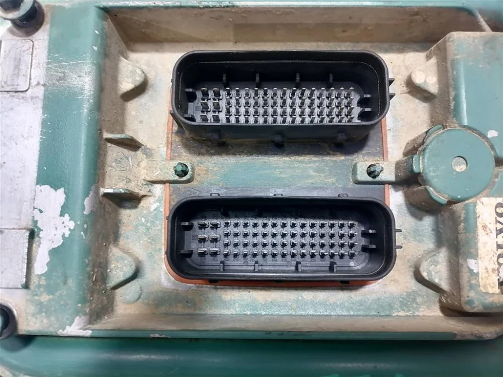 Блок управления двигателем Volvo FM4 FMX D13 2014 - миниатюра 5
