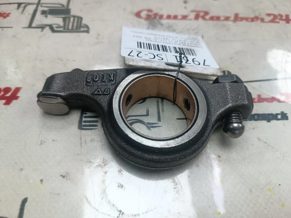 Коромысло впускного клапана Scania P 440 DC13 153 - миниатюра 2
