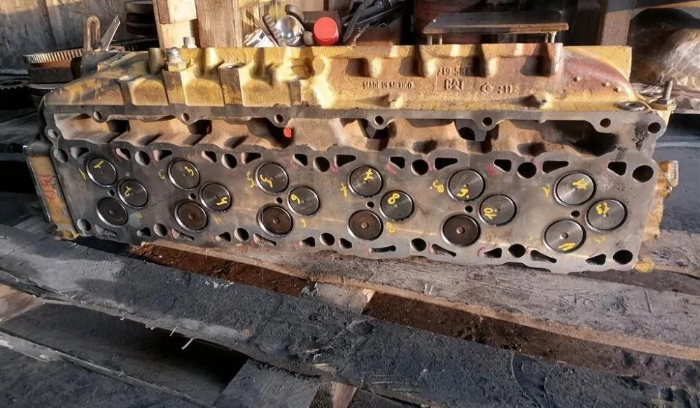 Головка блока цилиндров (ГБЦ) Caterpillar CAT7 - миниатюра 2