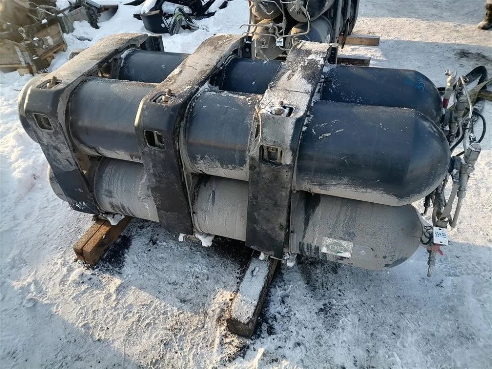 Комплект газовых баллонов Scania G 410 OC13 101 - изображение 1