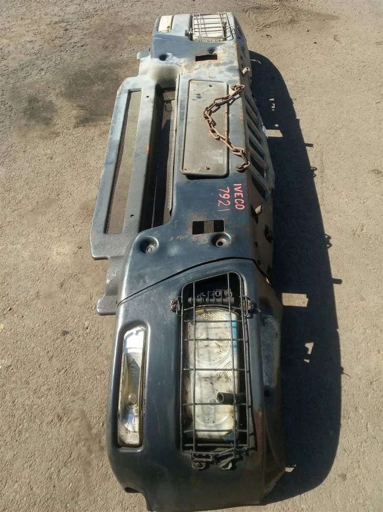 Бампер передний Iveco TRAKKER CURSOR 13 F3BE0681V - миниатюра 3