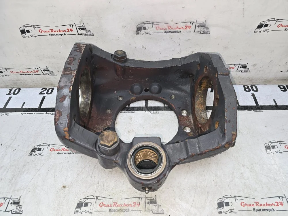 Кулак поворотный левый Volvo FMX 480 D13 2013 - миниатюра 5