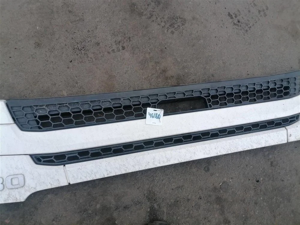 Решетка радиатора нижняя Scania G 380 DC13 152 L01 - миниатюра 5
