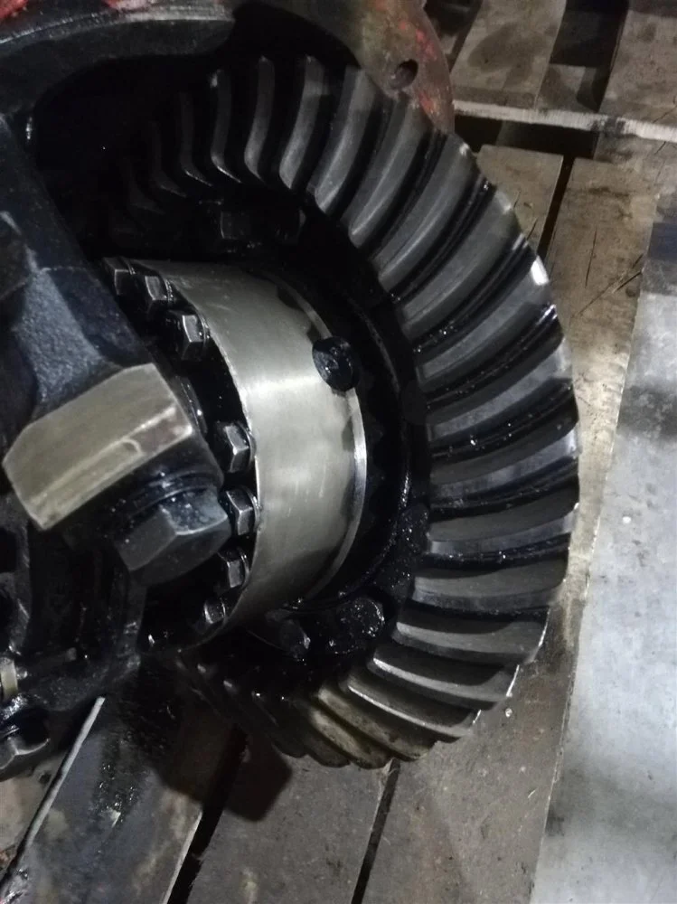 Редуктор заднего моста 3.083 37/12 задний Meritor - миниатюра 3