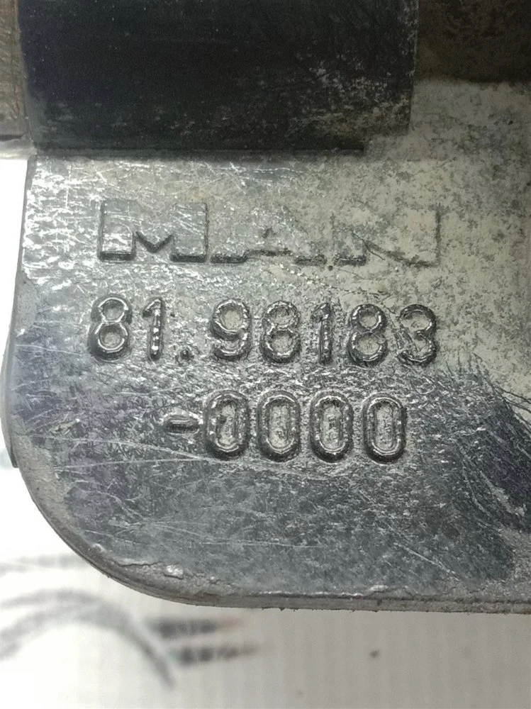 Распределитель тормозных сил MAN TGS 26.350 D2066 - миниатюра 2