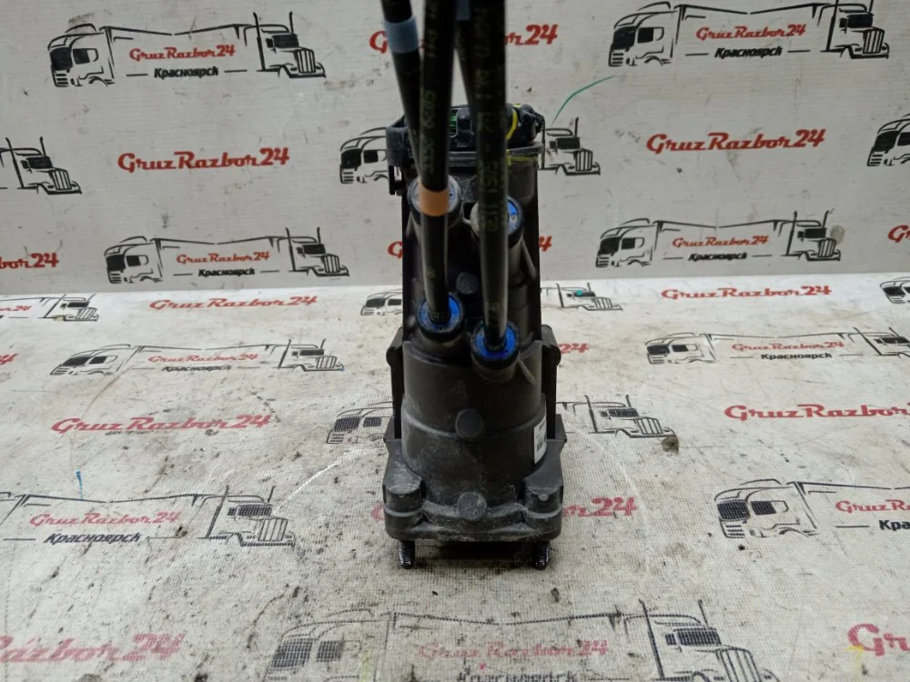Кран тормозной главный Renault K DXI13 442HP E5 - миниатюра 3
