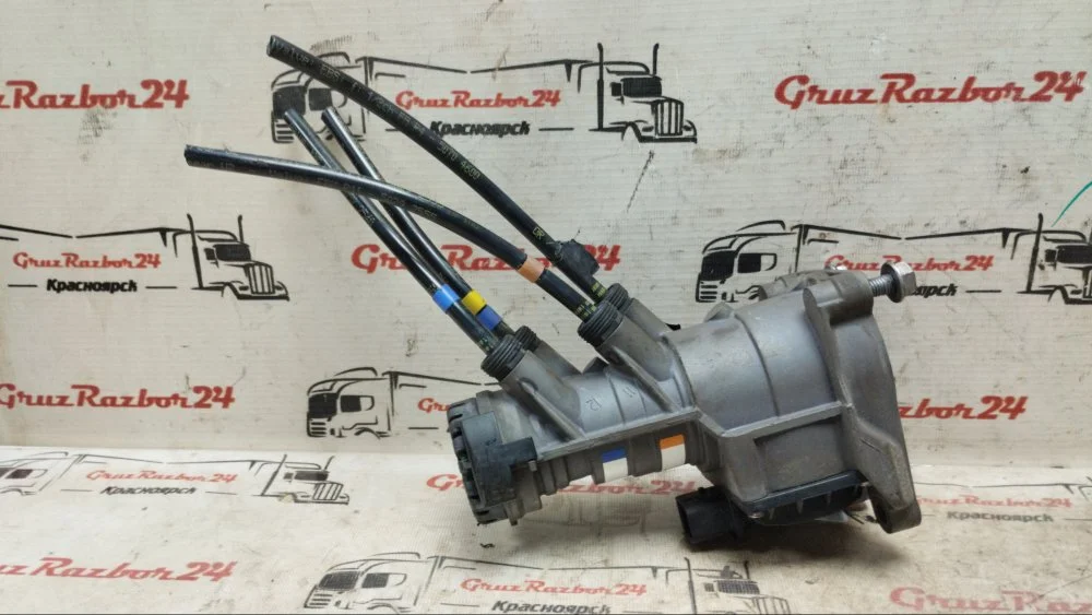 Кран тормозной главный Renault K 9596-09-50 DXI 13 - миниатюра 2