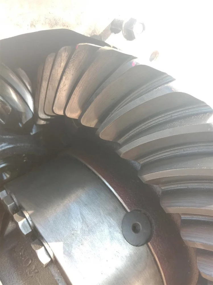 Редуктор заднего моста 2.79 39/14 задний Meritor - миниатюра 2