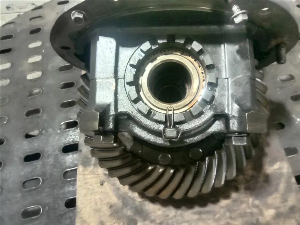 Редуктор заднего моста 3,91 задний Eaton FLD120 - миниатюра 9