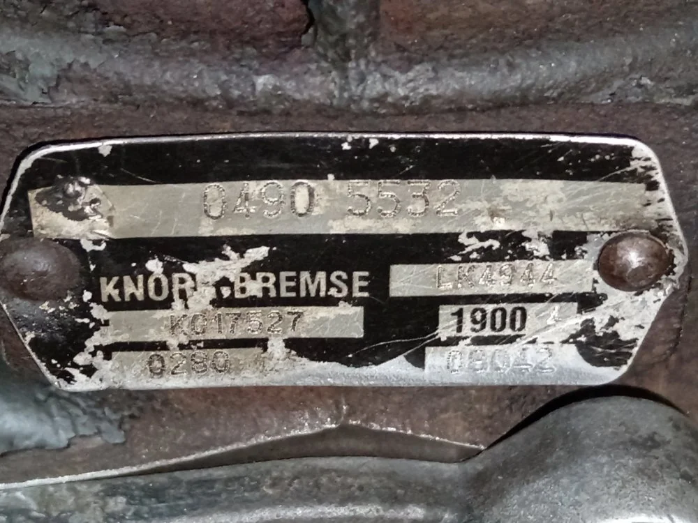 Компрессор воздушный Renault Premium 320.19T DXI7 - миниатюра 9
