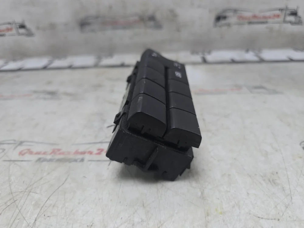 Блок кнопок Scania G 410 OC13 101 L01 ГАЗ 411HP E6 - миниатюра 4