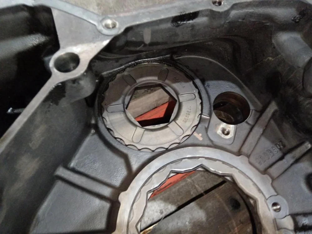 Корпус КПП Scania P 400 DC13 103 L01 PDE 400HP E4 - миниатюра 10