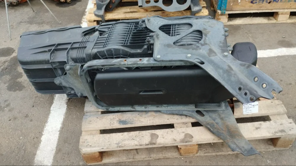 Корпус воздухозаборника в сборе Scania G 500 DC13 - миниатюра 6
