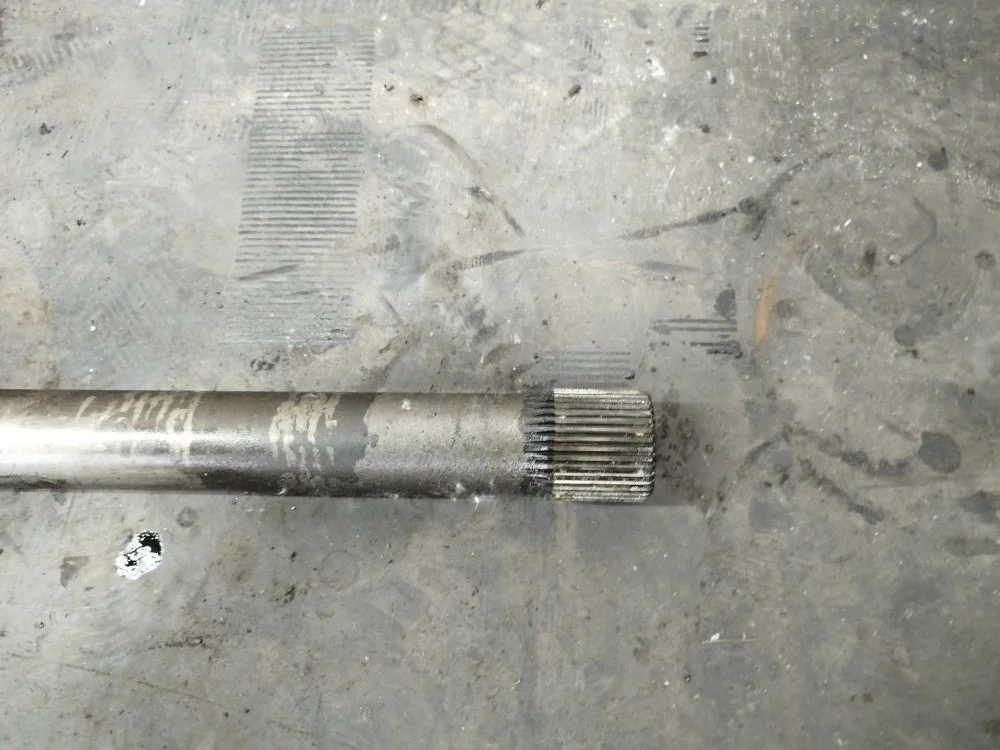 Полуось без блокировки Renault K 9596-09-50 DXI 13 - миниатюра 2